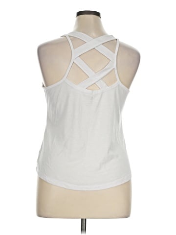 Gap Fit Sleeveless T-Shirt (view 2)
