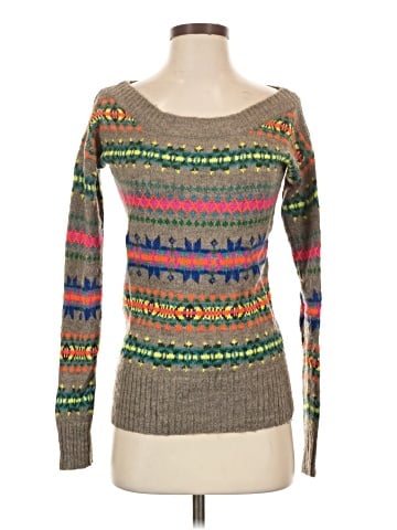 American Eagle Outfitters Wool Pullover Sweater (view 1)