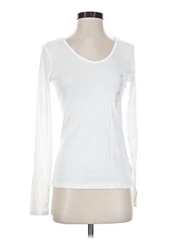 Gap Long Sleeve T-Shirt (view 1)