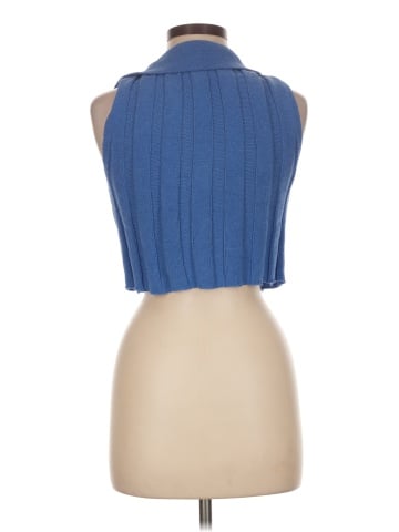 Zara Sleeveless Button-Down Shirt (view 2)
