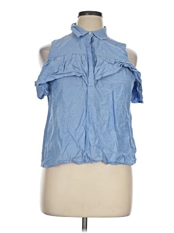 a.n.a. A New Approach Sleeveless Button-Down Shirt (view 1)