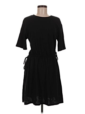 Old Navy Casual Dress (view 1)