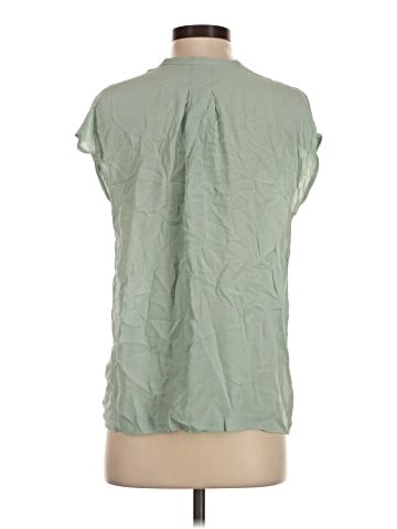 Vince. Sleeveless Silk Top (view 2)