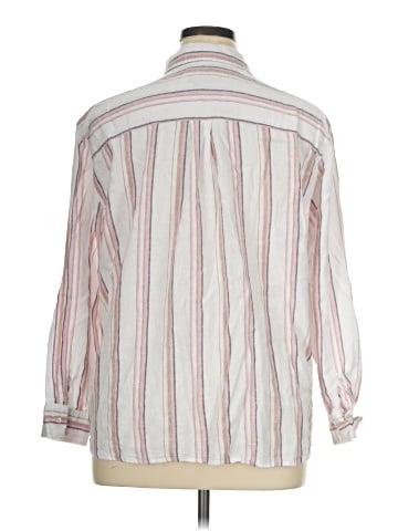 Gap Long Sleeve Button-Down Shirt (view 2)