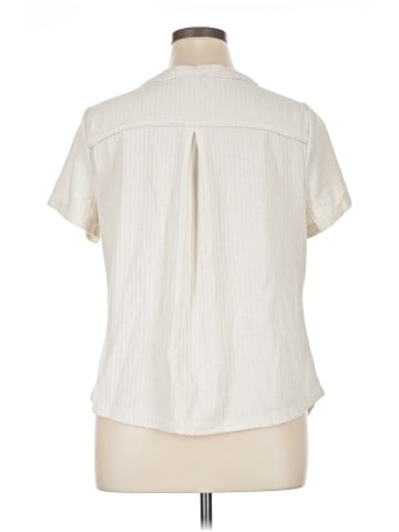 Aventura Short Sleeve Blouse (view 2)