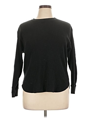 Uniqlo Long Sleeve T-Shirt (view 1)