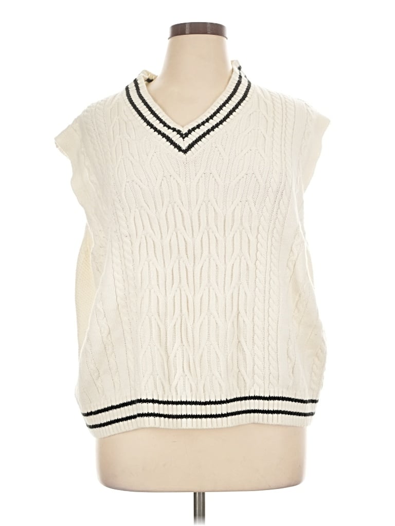 Pre-owned Rouge Sweater Vest In Ivory