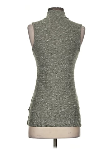 Cato Sleeveless T-Shirt (view 2)