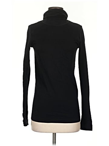 Athleta Long Sleeve T-Shirt (view 1)