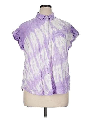 True Craft Short Sleeve Blouse (view 1)