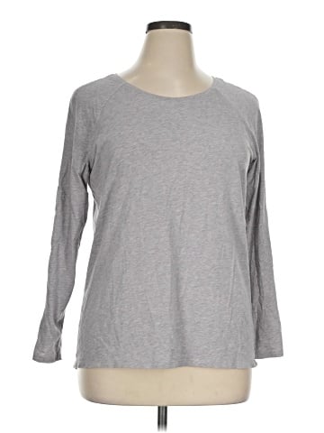 Lululemon Athletica 3/4 Sleeve T-Shirt (view 1)