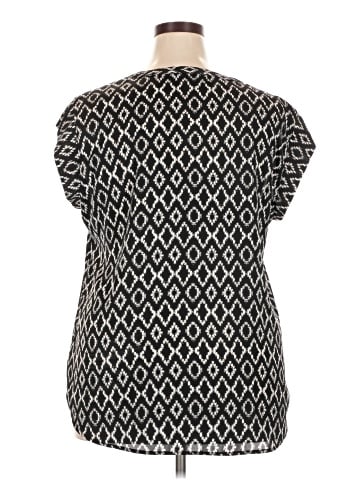 Hilary Radley Short Sleeve Blouse (view 2)