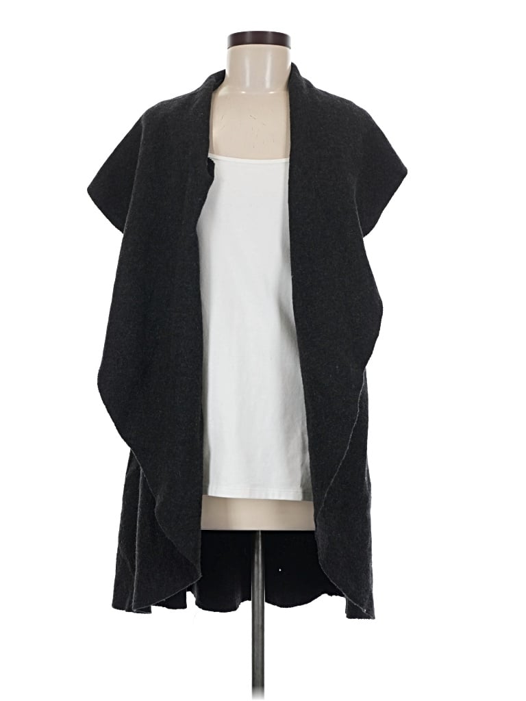 Pre-owned Moth Vest In Black