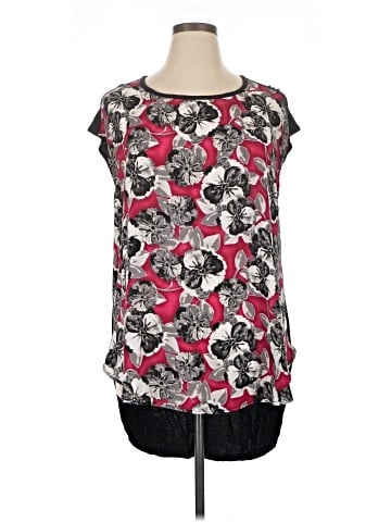 Sejour Sleeveless T-Shirt (view 1)