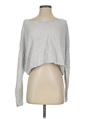 Brandy Melville Pullover Sweater (view 1)