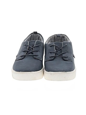 OshKosh B'gosh Sneakers (view 2)