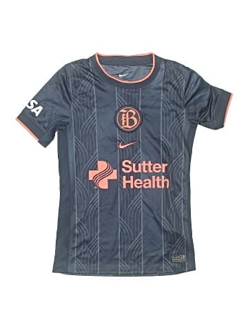 Nike Active T-Shirt (view 1)