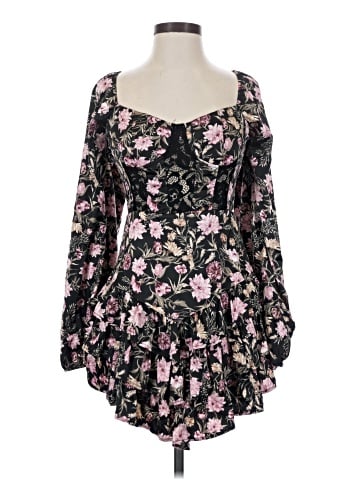 Forever 21 Casual Dress (view 1)
