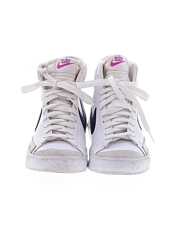 Nike Sneakers (view 2)