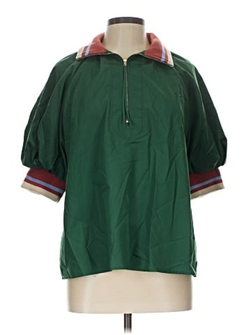 Entsou Raincoat (view 1)