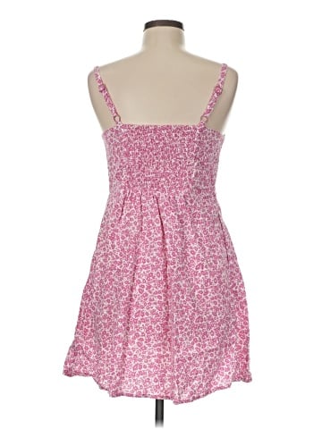 Old Navy Casual Dress (view 2)