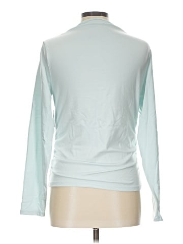 Old Navy Long Sleeve T-Shirt (view 2)