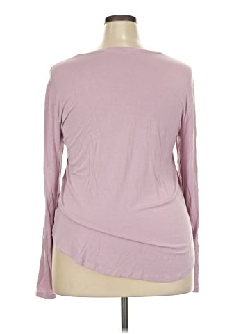 Old Navy Long Sleeve T-Shirt (view 2)