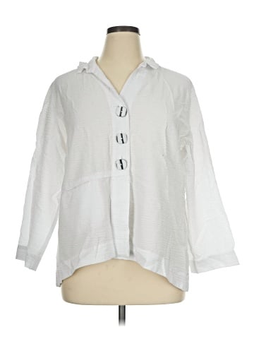 Habitat 3/4 Sleeve Button-Down Shirt (view 1)