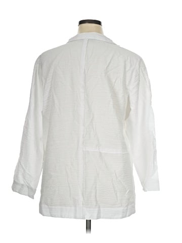 Habitat 3/4 Sleeve Button-Down Shirt (view 2)