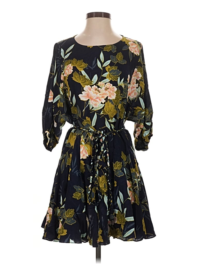 Pre-owned Aakaa Casual Dress In Black