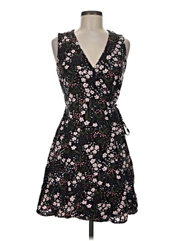 Ann Taylor LOFT Outlet Cocktail Dress (view 1)