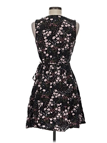Ann Taylor LOFT Outlet Cocktail Dress (view 2)