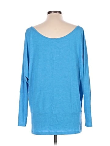 lucy 3/4 Sleeve T-Shirt (view 2)