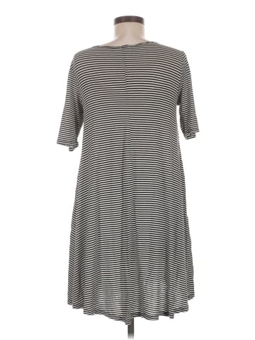 Alya Casual Dress (view 2)