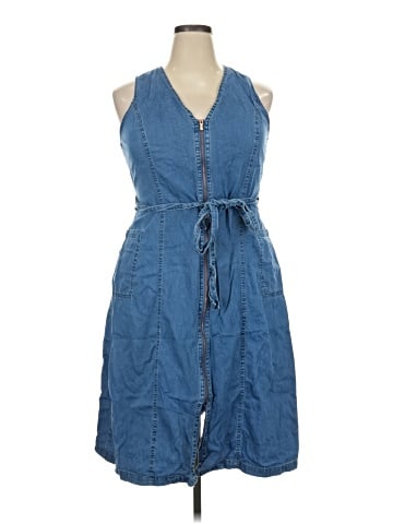Mossimo Casual Dress (view 1)