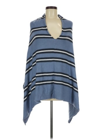 Sahalie Poncho (view 1)