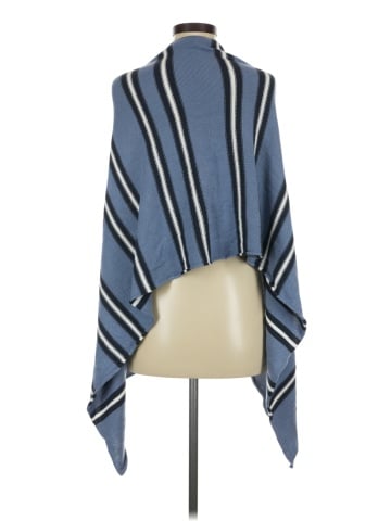 Sahalie Poncho (view 2)