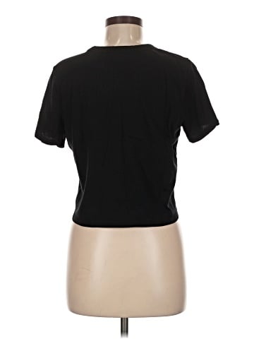 Old Navy Short Sleeve T-Shirt (view 2)