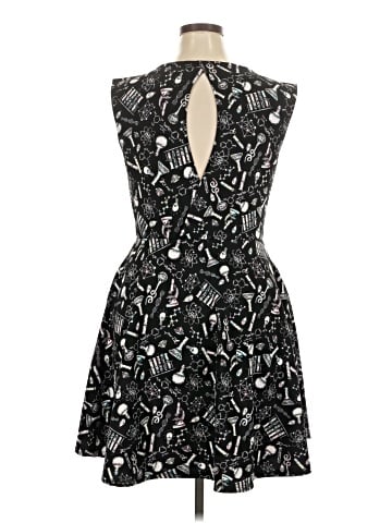 Hot Topic Cocktail Dress (view 2)