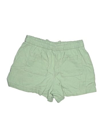 Gap Shorts (view 2)