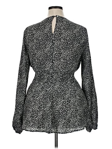 Pretty Good Casual Dress (view 2)