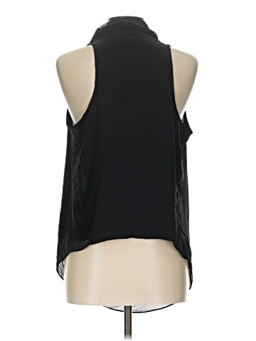 Fate Sleeveless Blouse (view 2)