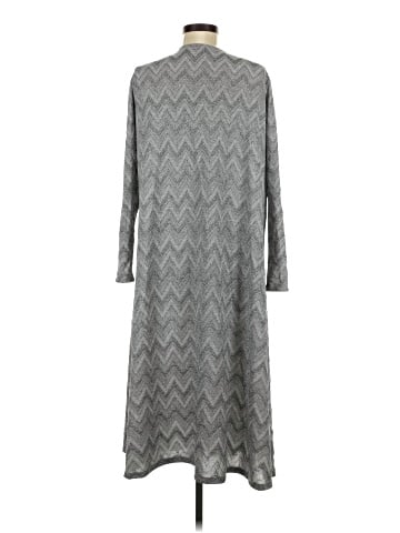 Lularoe Kimono (view 2)