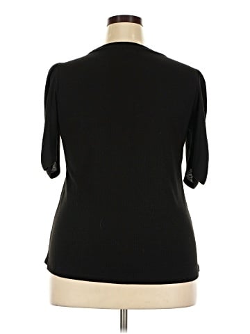 Maurices Short Sleeve Top (view 2)