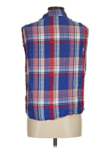 Maurices Sleeveless Button-Down Shirt (view 2)