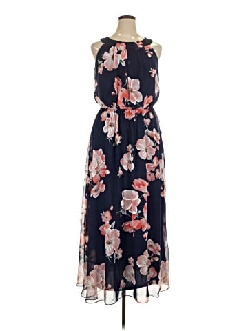 Signature by Robbie Bee Casual Dress (view 1)