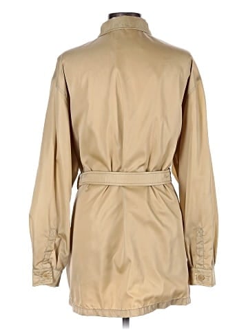 Prada Trenchcoat (view 2)