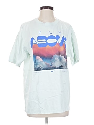 Nike Short Sleeve T-Shirt (view 1)