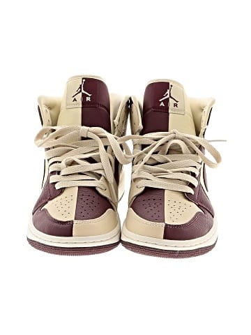 Air Jordan 1 Mid SE Sneakers (view 2)