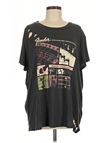 Torrid Short Sleeve T-Shirt (view 1)